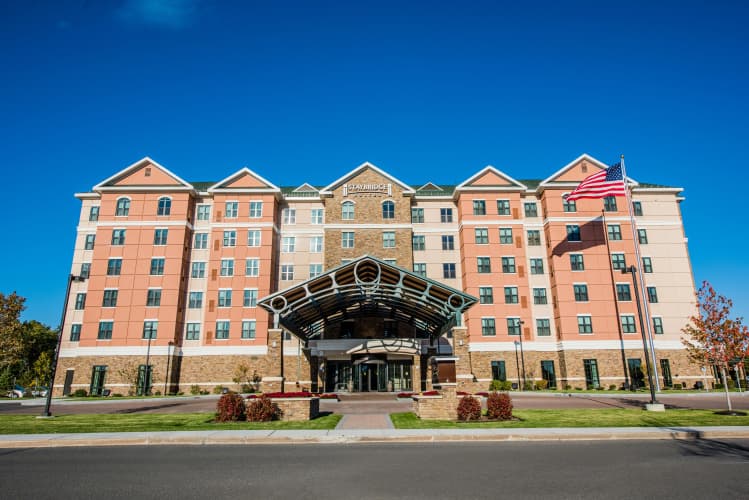 Staybridge Suites Albany Wolf Rd-Colonie Center photo 2