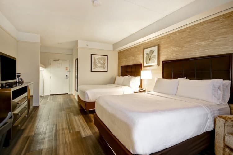 Holiday Inn & Suites Windsor (Ambassador Bridge) photo 4