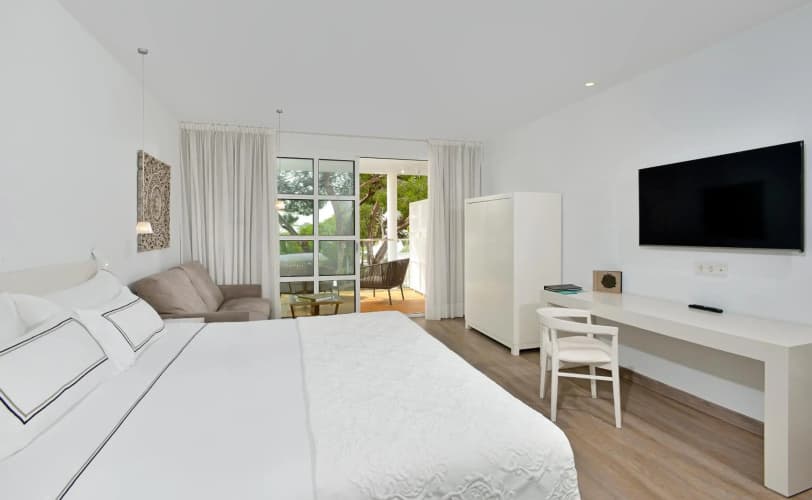 Melia Cala dOr Boutique Hotel photo 4