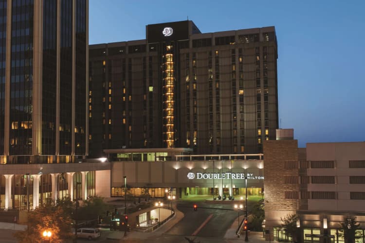 DoubleTree by Hilton Hotel Omaha Downtown, photo 2