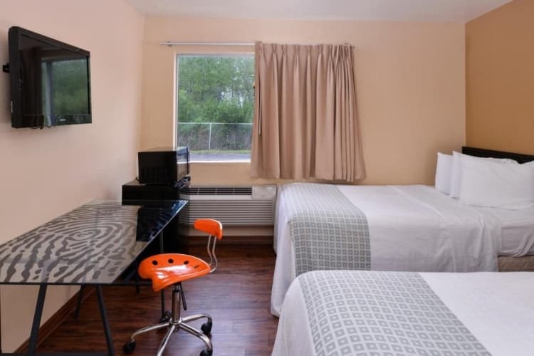 Americas Best Value Inn - Madison photo 2