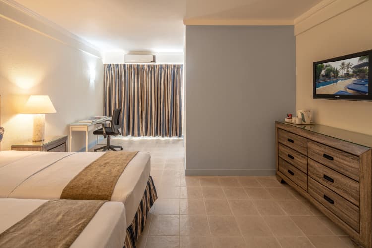 Time Out Hotel photo 3