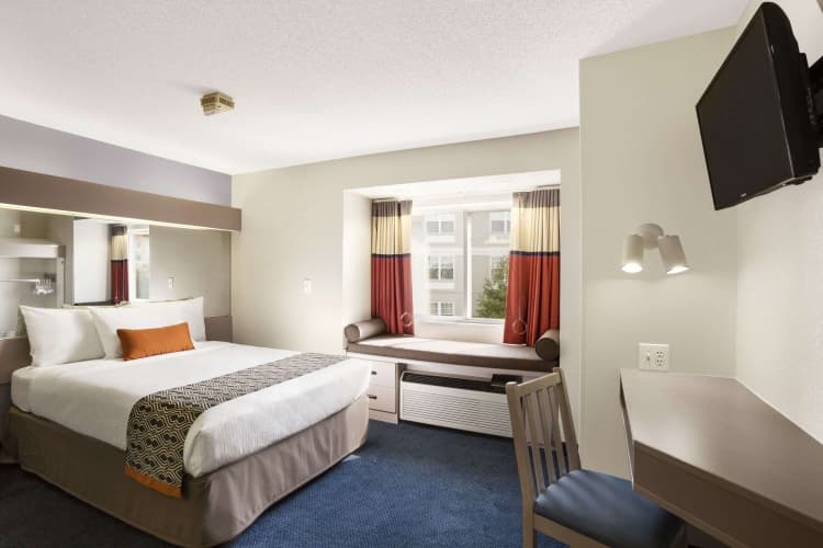 Microtel Inn & Suites By Wyndham Louisville East, photo 5