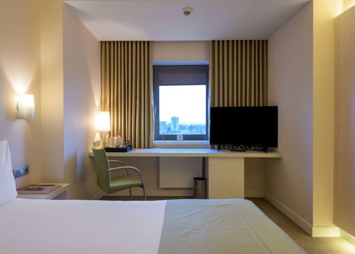 Ramada Plaza by Wyndham Bucharest Convention Center, photo 3