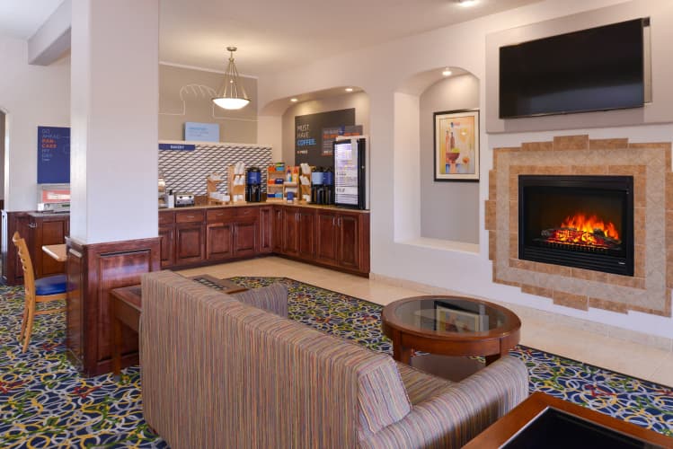Holiday Inn Express And Suites Alamosa photo 4