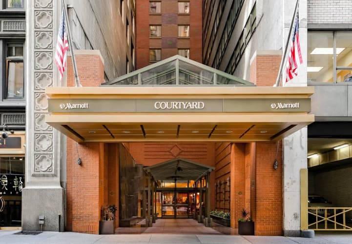 Courtyard New York Manhattan/Times Square photo 2