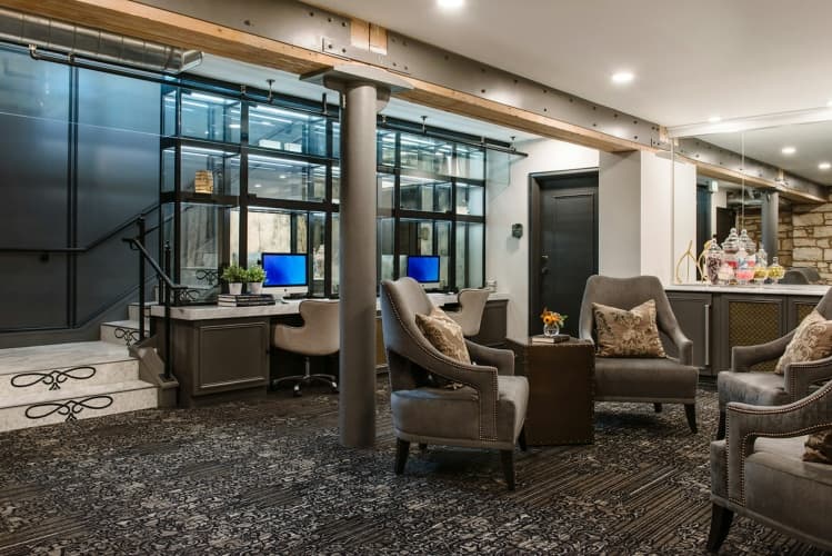 The Charmant Hotel photo 3