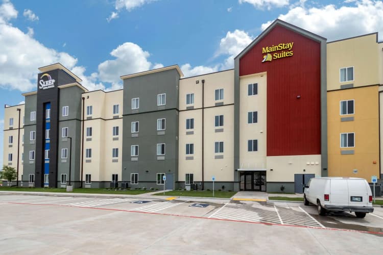Sleep Inn Suites Bricktown Near Medical Center, photo 1