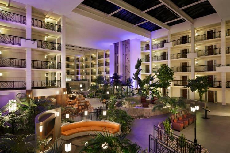 Embassy Suites by Hilton Piscataway Somerset photo 2