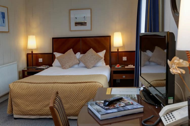 Best Western Welwyn Garden City Homestead Court Hotel photo 4