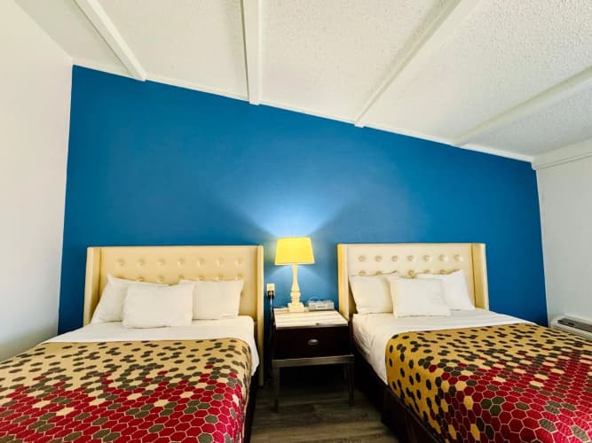 Econo Lodge York Pa photo 4