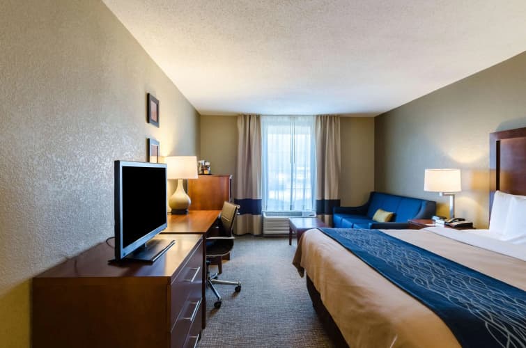 Comfort Inn Randolph - Boston photo 5