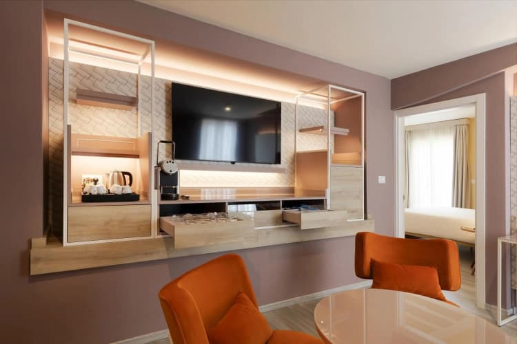 Adesso Hotel photo 4
