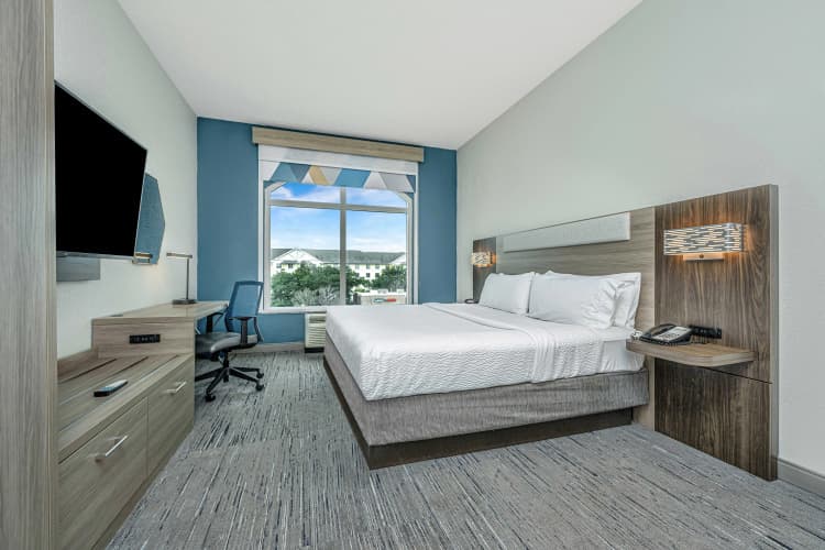 Holiday Inn Express And Suites Charleston Arpt Con photo 5