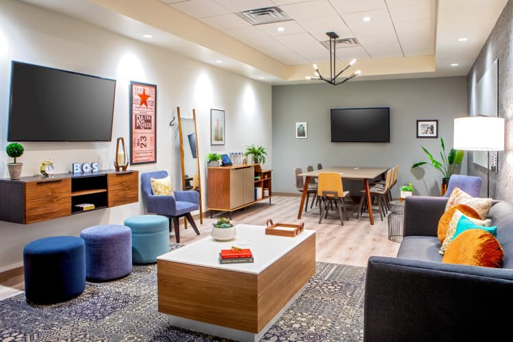 Crowne Plaza Boston - Woburn photo 3