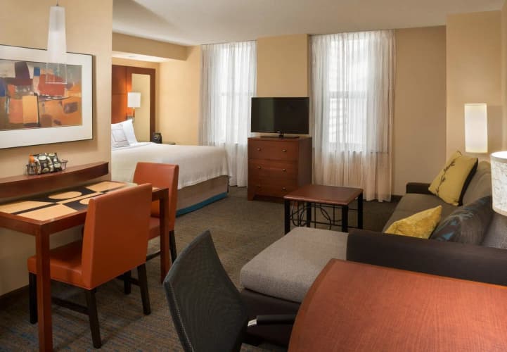 Residence Inn Toronto Downtown/Entertainment District photo 5
