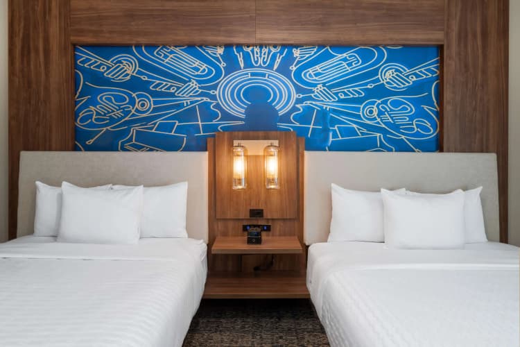 La Quinta Inn & Suites by Wyndham Nashville Downtown/Stadium, photo 3