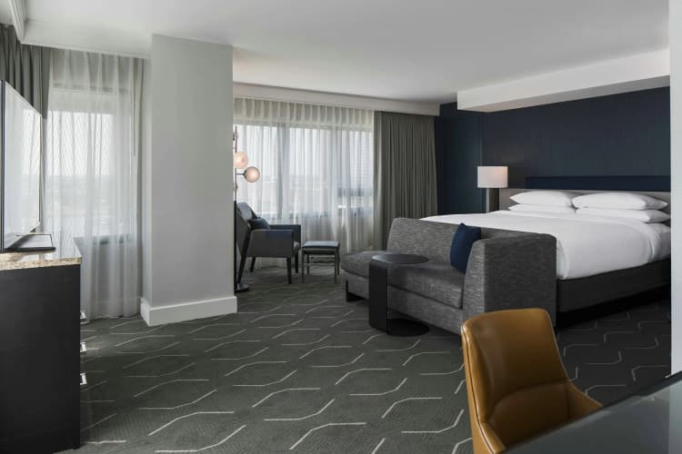 Renaissance Baltimore Harborplace Hotel photo 5