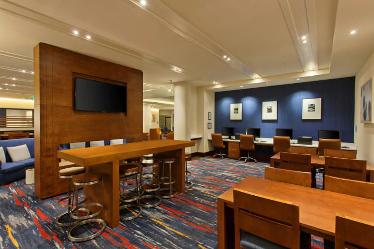 Holiday Inn Express & Suites San Francisco Fisherman's Wharf photo 3