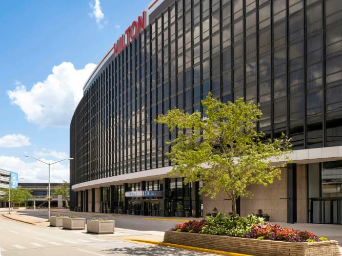 Hilton Chicago O'Hare Airport photo 2