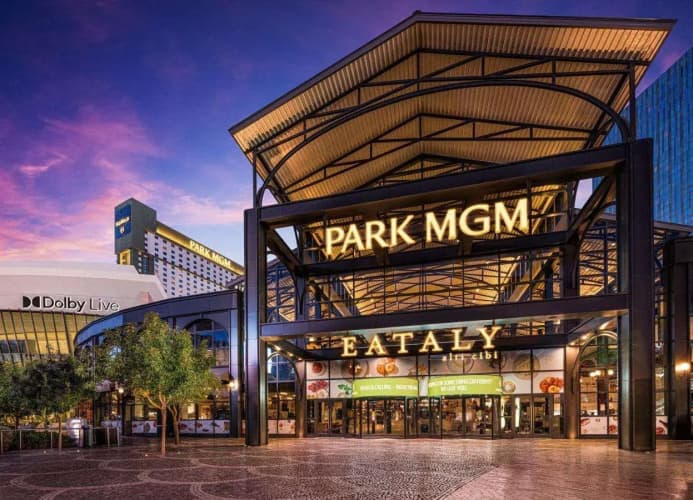 Park MGM Las Vegas photo 2