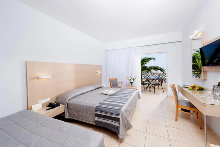 Grand Hotel Holiday Resort photo 5
