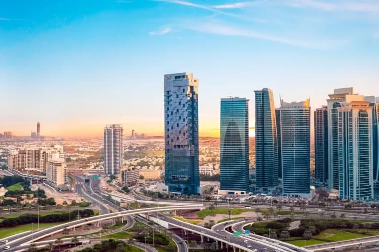 Taj Jumeirah Lakes Towers, photo 2