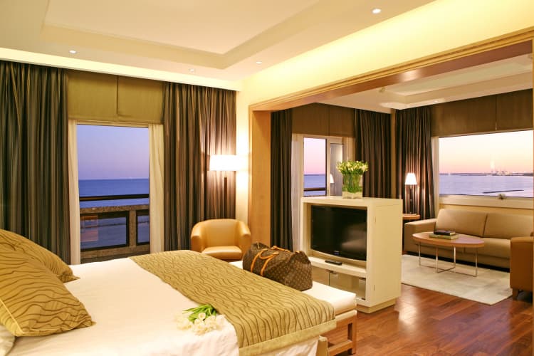 Crowne Plaza Limassol photo 3