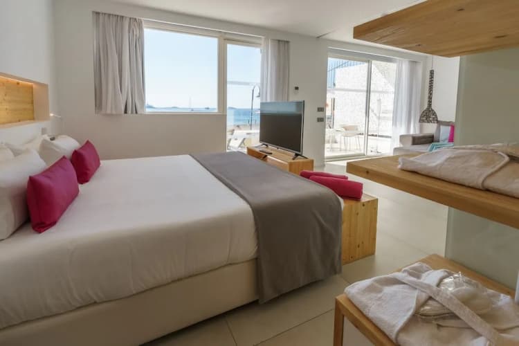 One Ibiza Suites photo 4