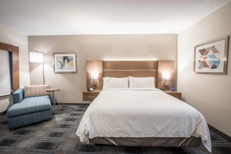 Holiday Inn Express Suites Dallas North Addison photo 5