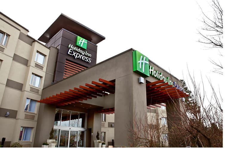 Holiday Inn Express & Suites Langley photo 2