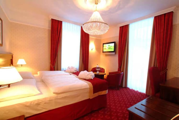 Hotel Salzburger Hof photo 4