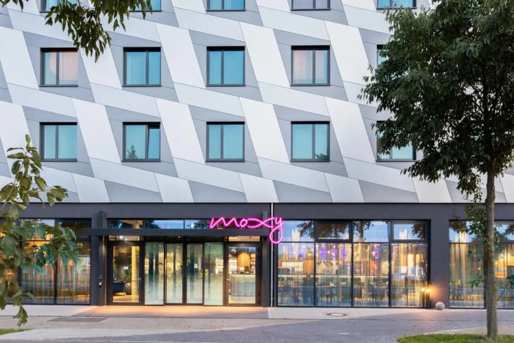 Moxy Berlin Airport photo 2