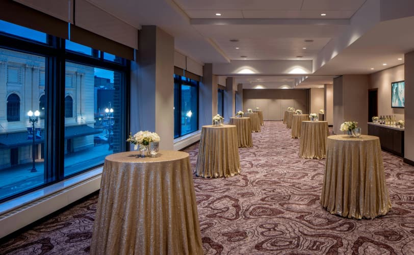 Embassy Suites by Hilton Minneapolis Downtown photo 5