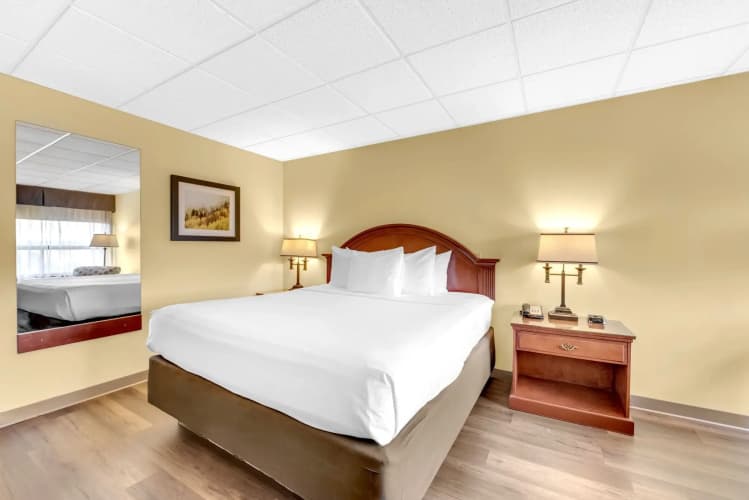 The Academy Hotel Colorado Springs photo 5