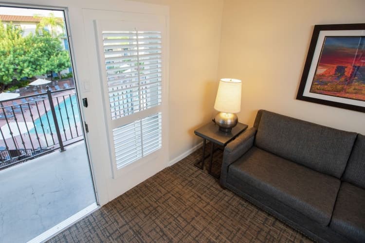Embassy Suites by Hilton Scottsdale Resort photo 4