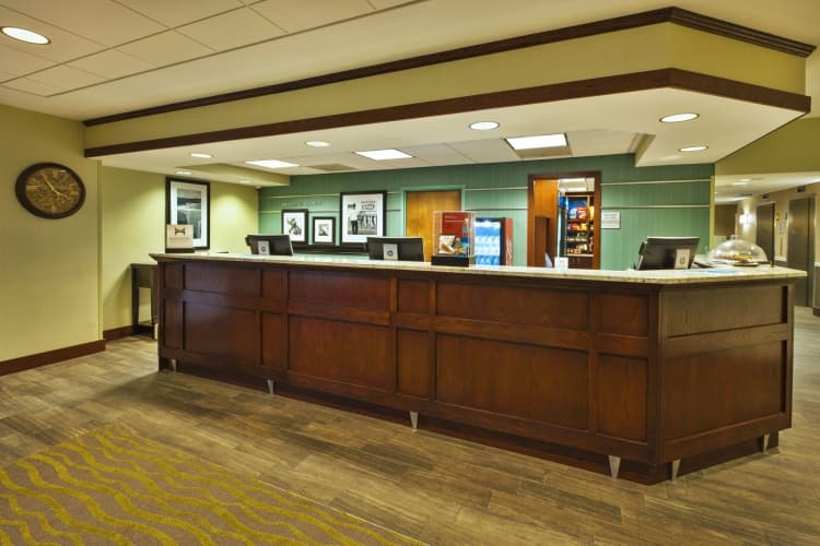 Hampton Inn & Suites Providence/Warwick-Airport, photo 3