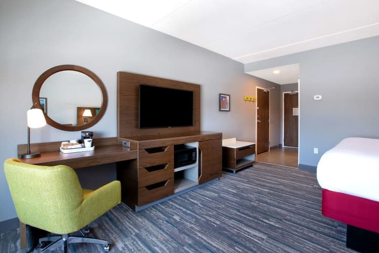 Hampton Inn & Suites Ottawa West, Ontario, Canada photo 3