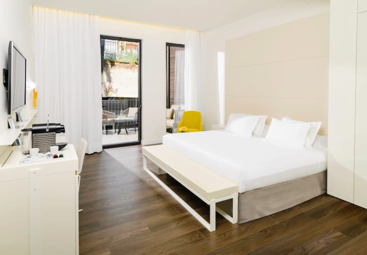 H10 Urquinaona Plaza Hotel - Adults Only photo 5