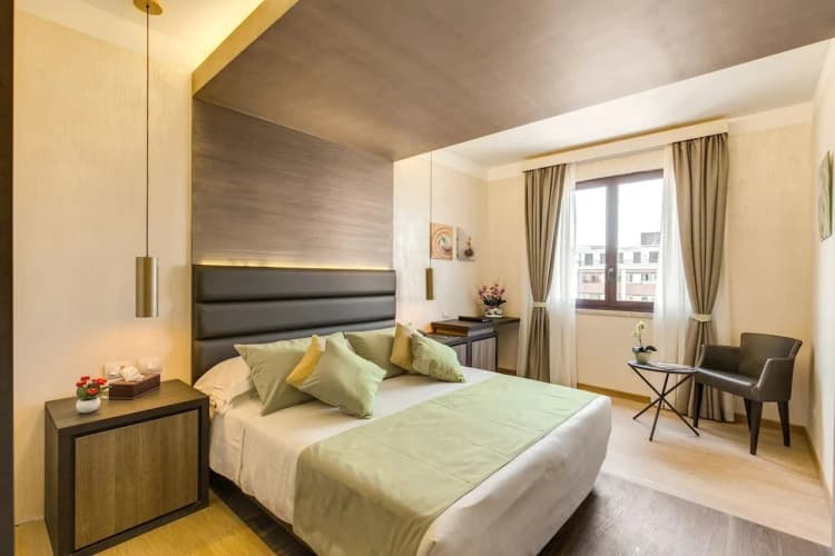 Warmth Hotel (Ex-Eur Suite), photo 2