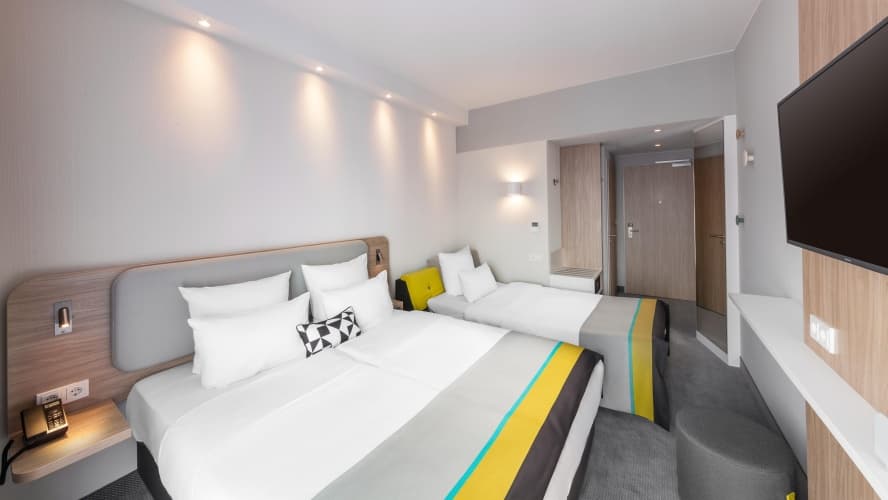 Holiday Inn Express Dusseldorf - Hauptbahnhof photo 5
