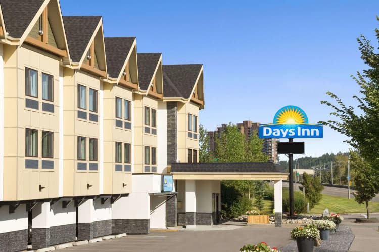 Days Inn by Wyndham Calgary Northwest, photo 2