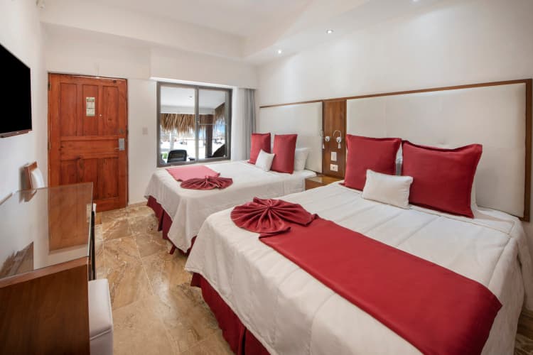 Viva Dominicus Beach by Wyndham, A Trademark All Inclusive photo 4