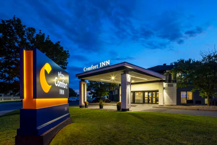 Comfort Inn Montreal Aeroport photo 2