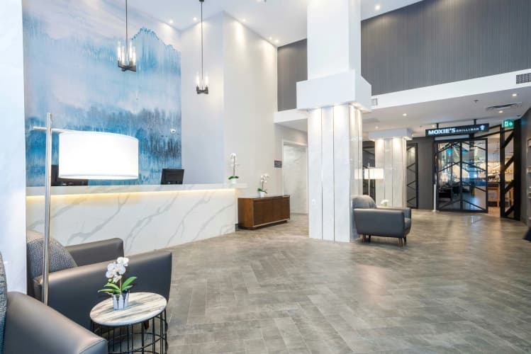 Sandman Signature Calgary Downtown Hotel photo 3