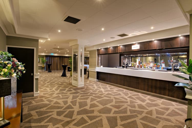 DoubleTree by Hilton London - Ealing photo 3