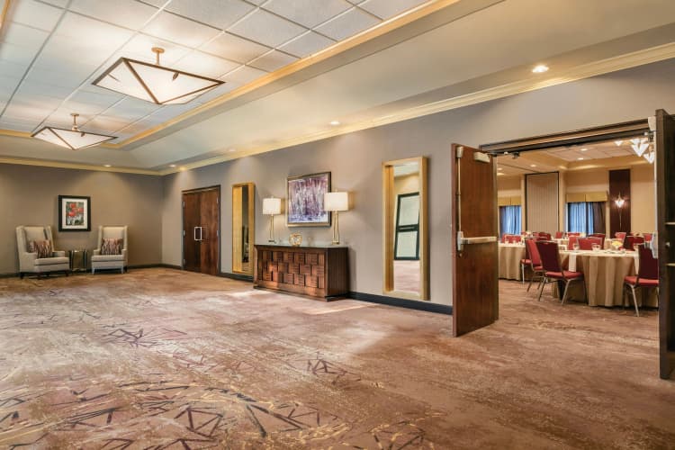 DoubleTree by Hilton Hotel Atlanta - Northlake photo 4
