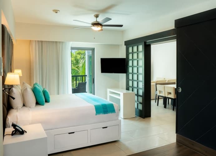The Fives Beach Hotel & Residences photo 5