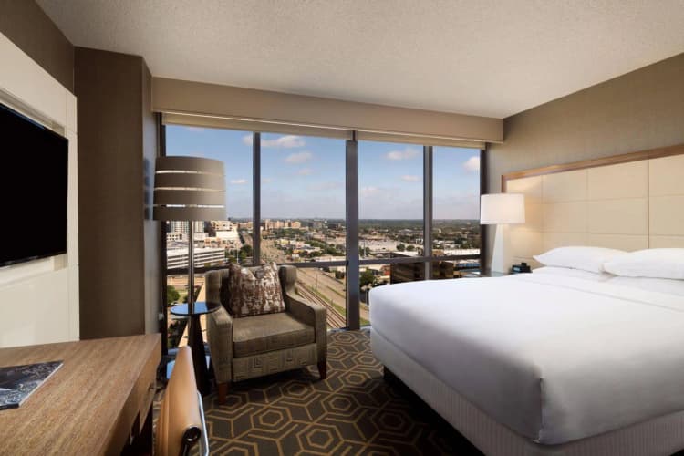 DoubleTree by Hilton Hotel Dallas - Campbell Centre, photo 3