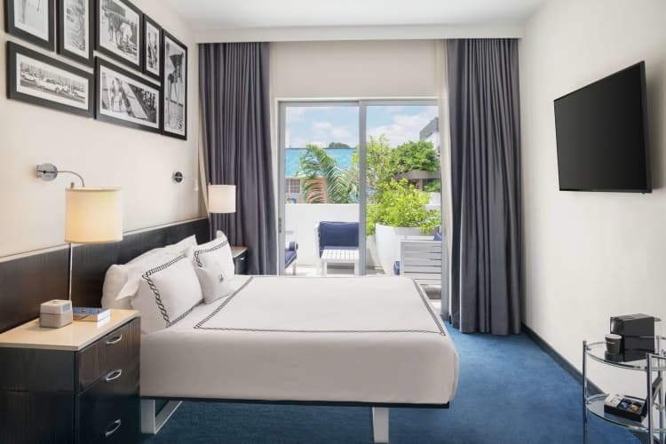 Gale South Beach, Curio Collection by Hilton photo 3